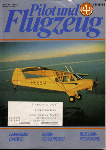   Pilot und Flugzeug. Luftfahrt International. hier: Heft 1/89. 