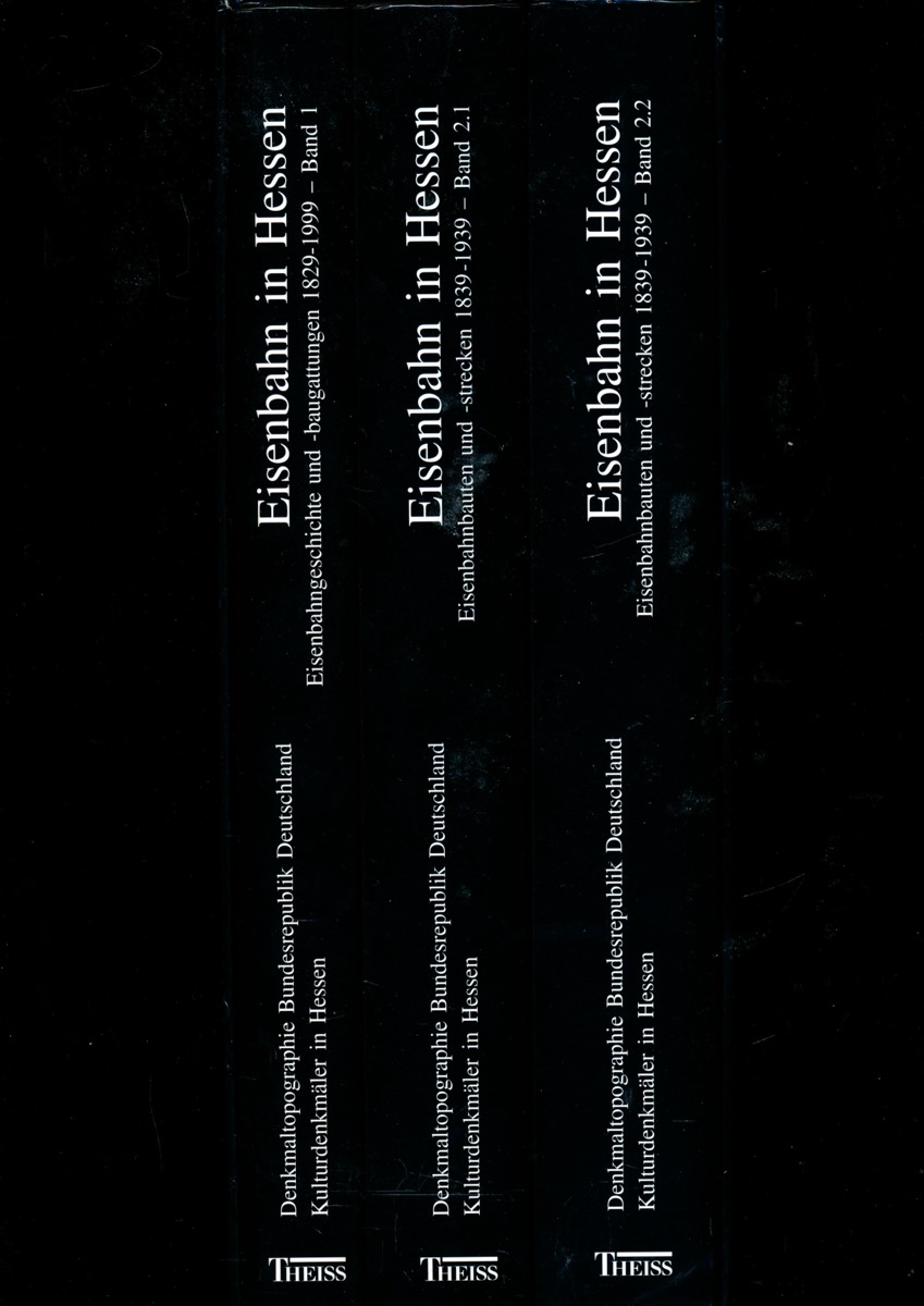 RÖDEL, Volker / SCHOMANN, Heinz  Eisenbahn in Hessen. 2 Bde. (in 3) = kompl. Edition. Band 1: Eisenbahngeschichte und Eisenbahnbaugattungen 1829-1999, Band 2: Eisenbahnbauten und Eisenbahnstrecken 1839-1939. 