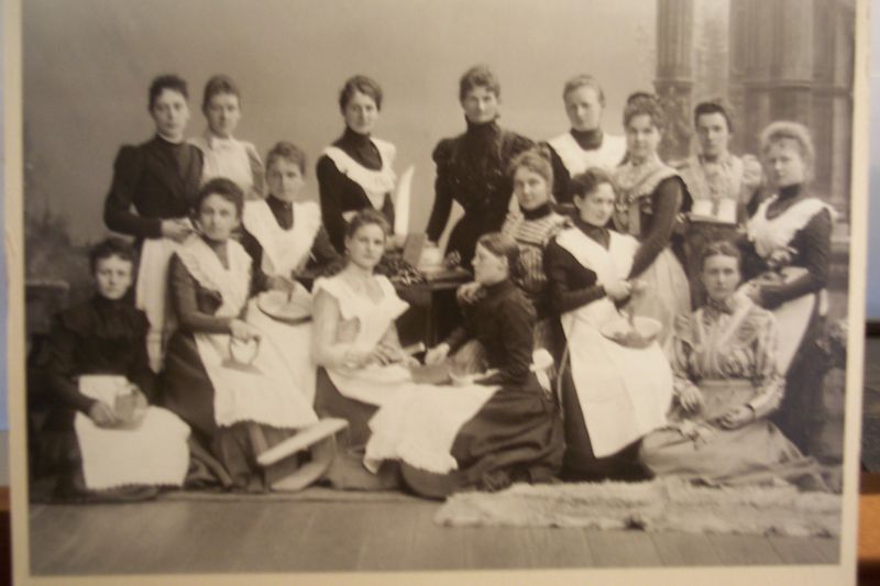 HaushaltsschÃ¼lerinnen / Breslau  Original Klassenfoto 