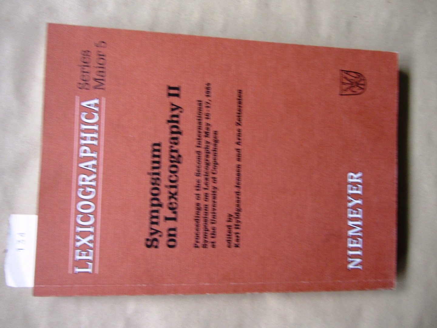 Hyldgaard-Jensen, Karl and Arne Zettersten (Ed.):  Symposium on Lexicography II. Proceedings of the Second International Symposium on Lexicography May 16-17, 1984 at the University of Copenhagen. Beiträge in englischer sund deutsche Sprache. ("Lexicographica", Serie Maior 5) 