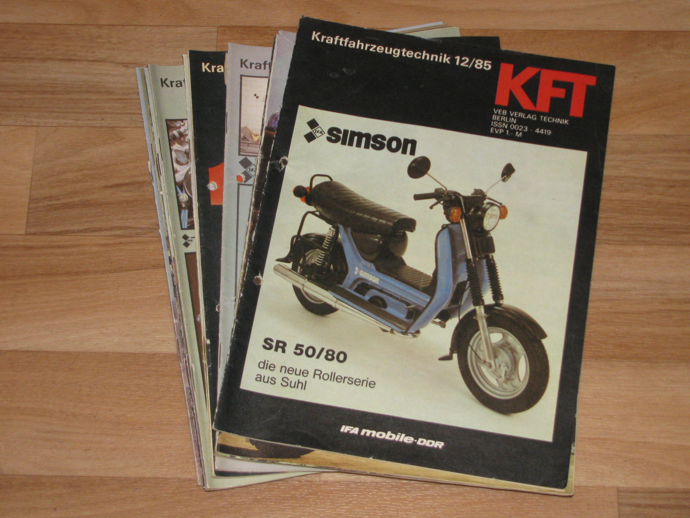 Autorenkollektiv:  KFT Kraftfahrzeugtechnik. Technische Zeitschrift des Kraftfahrwesens (Hefte 1-12/1985) 