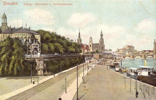   Ansichtskarte AK Dresden. Königl. Belvedere u. Landungsplatz 