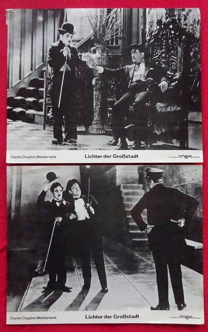 Chaplin, Charlie  2 Aushangfotos zu Charlie Chaplins Meisterwerk "Lichter der Großstadt" 