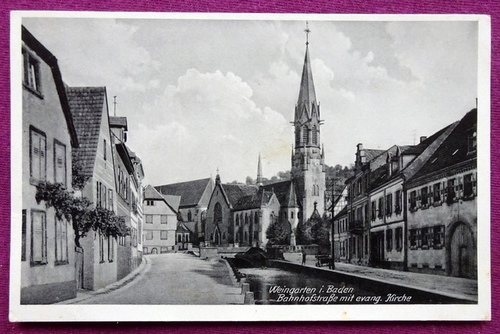   Ansichtskarte AK Weingarten (Bahnhofstraße mit evang. Kirche) 