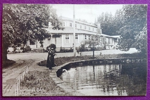   Ansichtskarte AK Mössebergs Bad (Schweden). Badhuset och Svandammen 