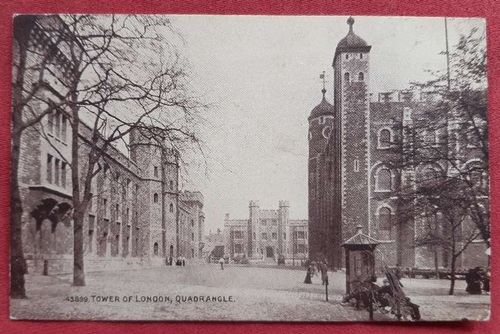   Ansichtskarte AK The Tower of London, Quadrangle 