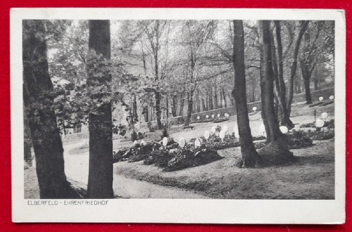   AK Ansichtskarte Elberfeld - Ehrenfriedhof 