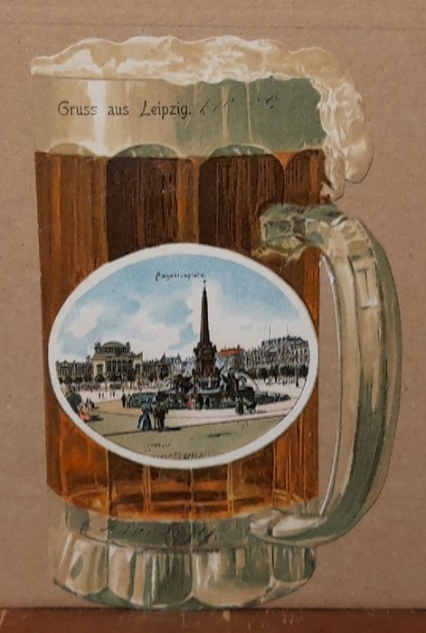   Ansichtskarte AK Gruss aus Leipzig. Augustusplatz (Farblitho. Karte in Form eines Bierglas. 2 Stempel Leipzig + Immenstadt) 