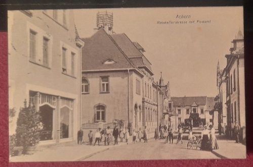   Ansichtskarte AK Achern. Ratskellerstrasse mit Postamt 