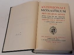 diverse  Antiphonale Monasticum (Pro Diurnis Horis; Juxta Vota RR. DD. Abbatum Congregationum Confoederatarum Ordinis Sancti Benedicti a Solesmensibus Monachis Restitutum) 