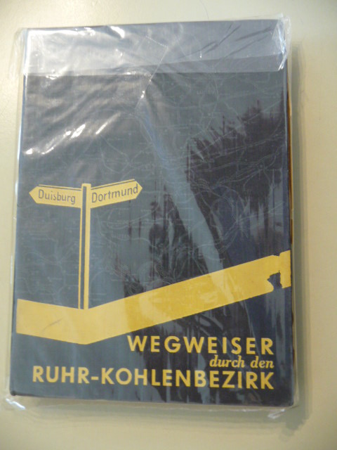 Gebhardt, Gerhard  Wegweiser durch den Ruhrkohlenbzirk - Ein neuartiges Verkehrskartenweg für Kraftfahrer und Fußgänger. Ausgabe 1951 