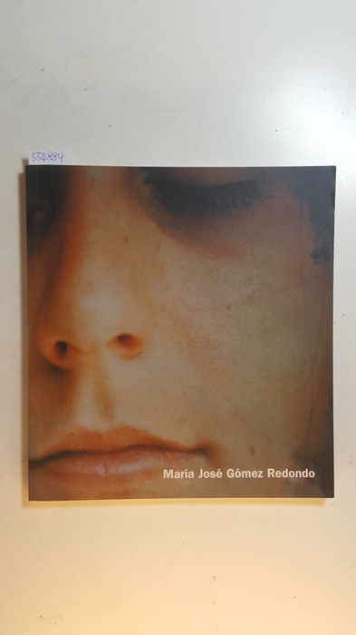 María José Gómez Redondo  Convertí mi mirada en una caja 