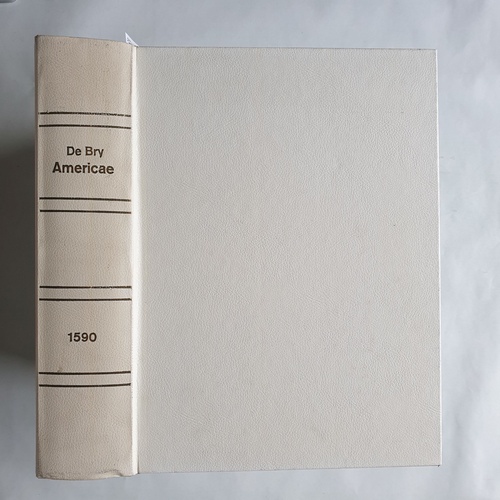 Harriot, Thomas. - Grenville, Richard. - Herausgeber: Theodor de Bry  Wunderbarliche, doch Warhafftige Erklärung, Von der Gelegenheit und Sitten der Wilden in Virginia, welche newlich von den Engelländern, so im Jar 1585 vom Herrn Reichard Greinuile, einem von der Ritterschafft, in gemeldte Landschafft die zu bewohnen geführt waren, ist erfunden worden, In verlegung H. Walter Ralegh, Ritter und Obersten deß Zinbergwercks, auß vergünstigung der Durchleuchtigsten unnd Unuberwindlichsten, Elisabeth, Königin in Engelland ec. - Erstlich in Engelländischer Sprach beschrieben durch Thomam Hariot, und newlich durch Christ. P. in Teutsch gebracht. - Rückentitel: De Bry - Americae 1590. 