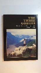 Zhang Wenyu [Editor]; Liu Mingli [Editor]; Lan Zhiqui [Photographer]  The Three Gorges (English Edition) 