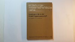 Kanz, Heinrich  Ideologiekritik in der Erziehungswissenschaft 