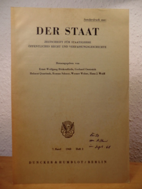 Kreuzer, Arthur  Zuständigkeitsübertragungen bei Verfassungsrichterwahlen und Immunitätsentscheidungen des Deutschen Bundestages. Sonderdruck aus "Der Staat - Zeitschrift für Staatslehre, Öffentliches Recht und Verfassungsgeschichte", 7. Band, 1968, Heft 2 