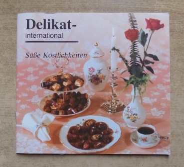   Süße Köstlichkeiten - Delikat international. 