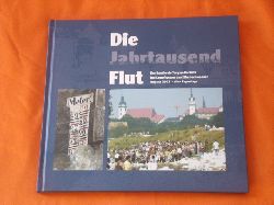   Die Jahrtausendflut. Der Landkreis Torgau-Oschatz im Kampf gegen das Elbehochwasser August 2002  eine Reportage. 