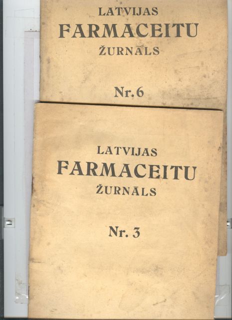 Latvijas Farmaceitu Biedriba  Latvijas Farmaceitu Zurnals Nr. 3 1938 und Nr. 6 1936  (lettische Pharmaziezeitschrift) 
