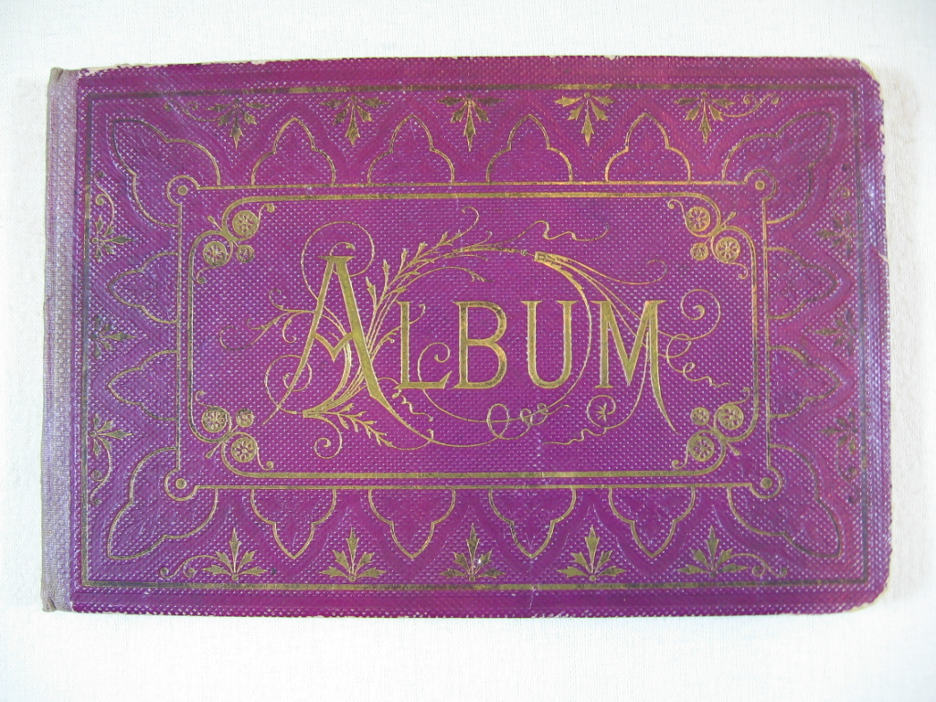 Erinnerungsalbum:  Erinnerungsalbum aus Oppenheim u.a., 1870 - 1871. 