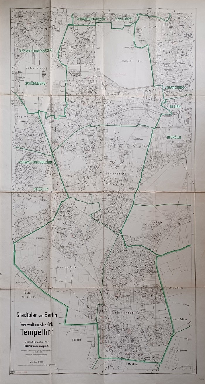 Bezirksvermessungsamt Tempelhof, Berlin (Herausgeber):  Stadtplan von Berlin. Verwaltungsbezirk Tempelhof. (Großformat). Maßstab 1 : 10000. Vermessungsangaben / Stand Januar 1939. 